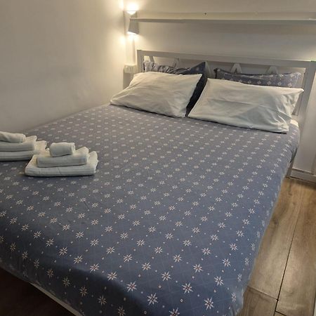 Οίκος Εω Apartment Катания Екстериор снимка